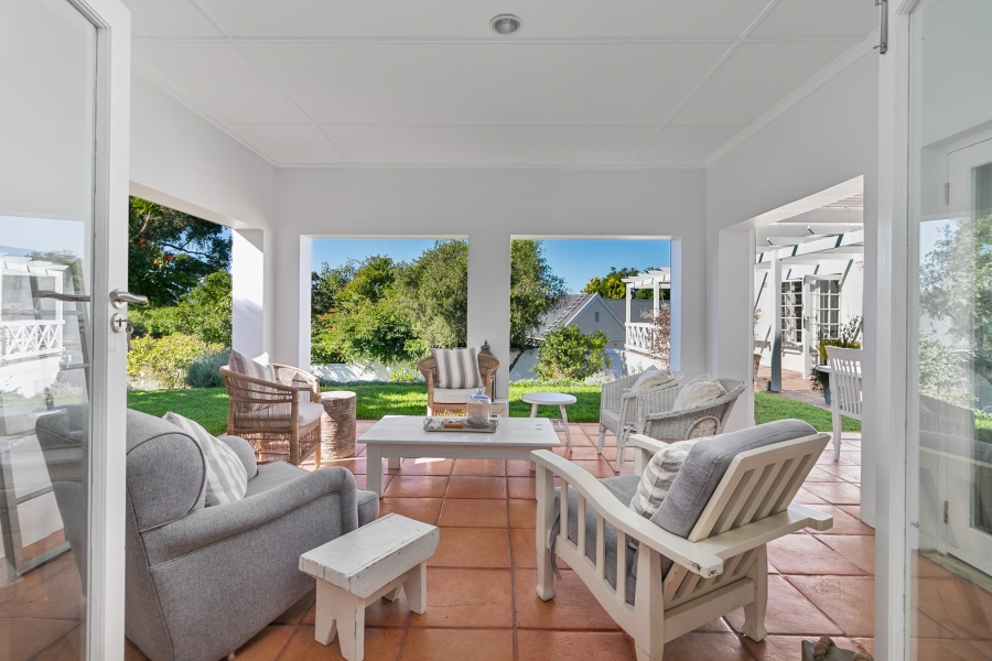4 Bedroom Property for Sale in Belvidere Estate Western Cape